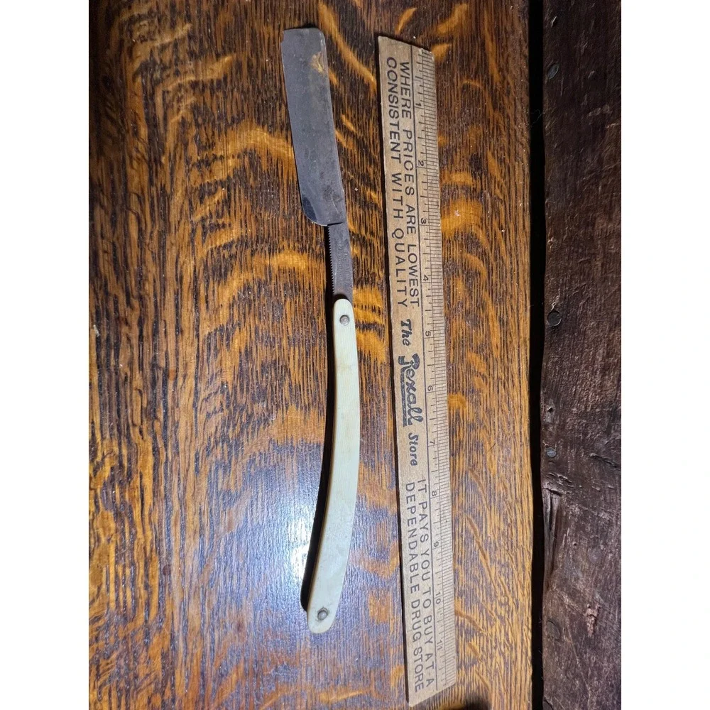Vintage The Palmer Chicago Straight Razor Antique Folding Shaving Blade Patina